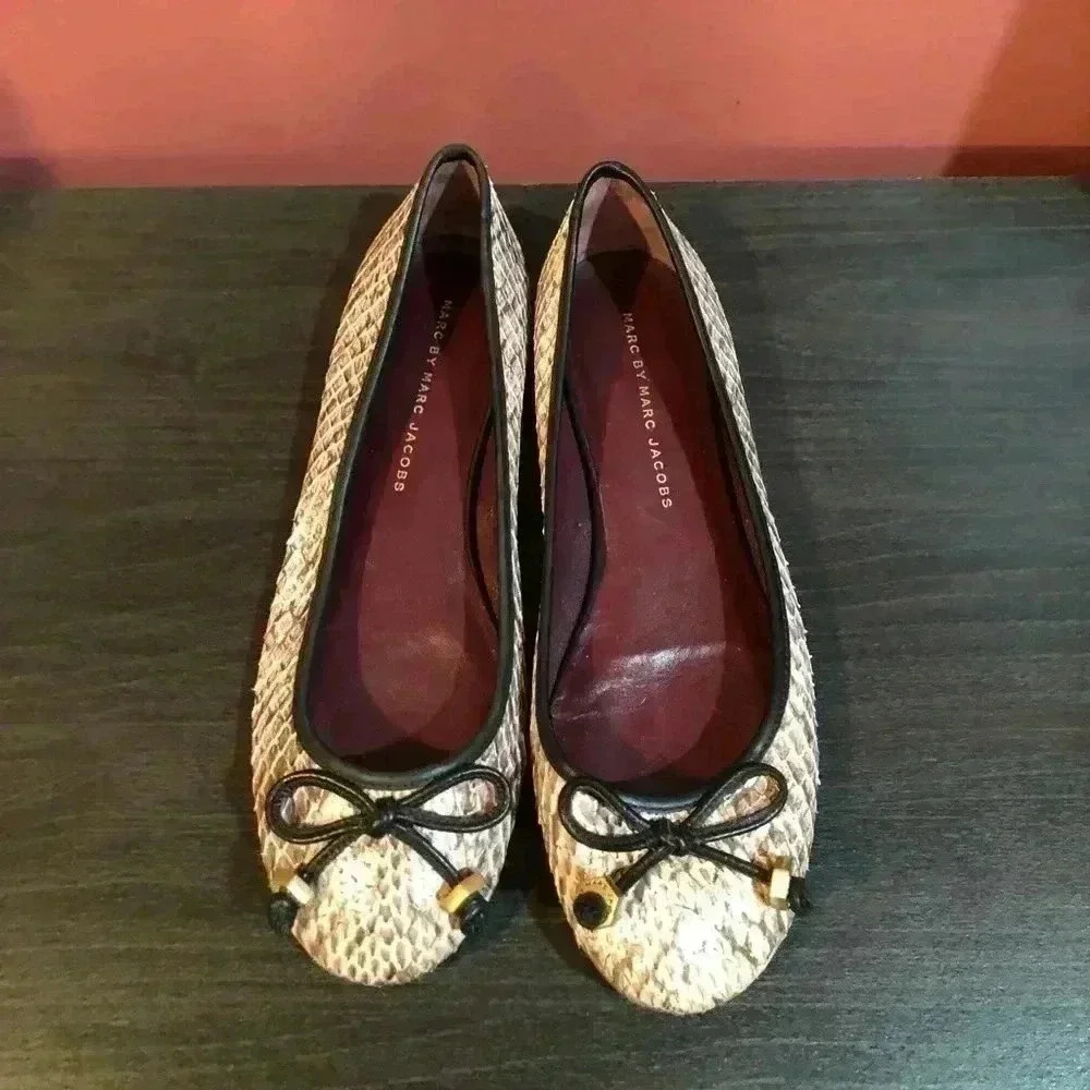 Marc Jacobs Flats